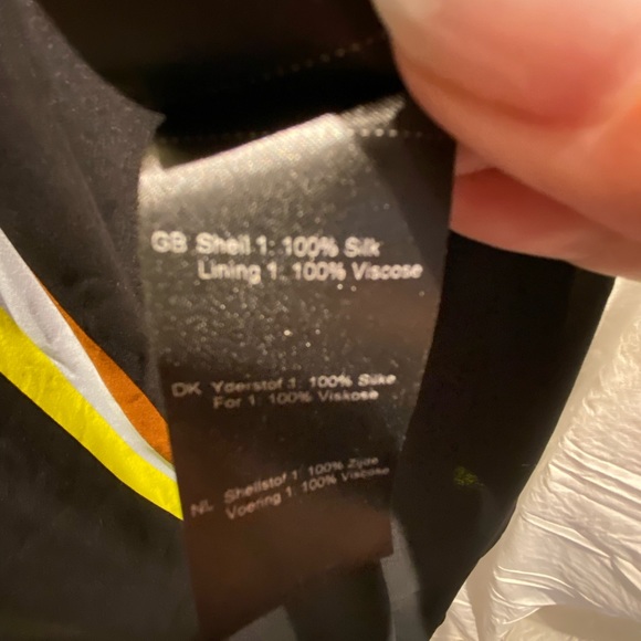 silk dress - Picture 3 of 6